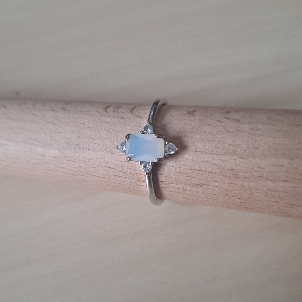 Elegant Silver Opal Ring